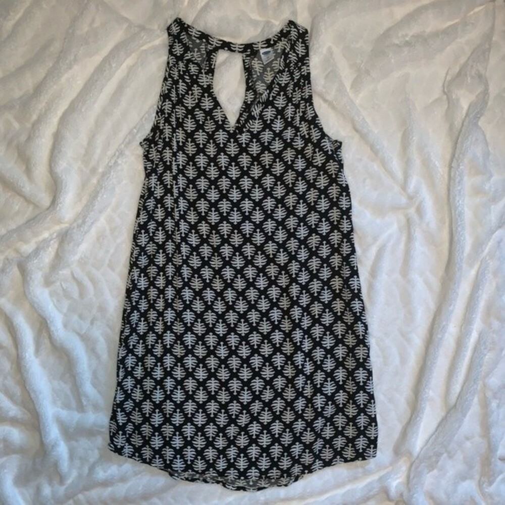 🍂 3/$20 ✨EUC✨ Old Navy Sleeveless Shift Dress
